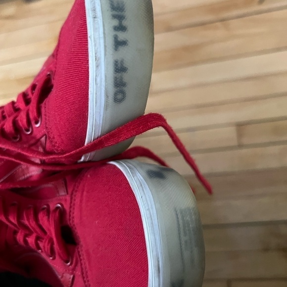 Vans Grade School Off The Wall red sneakers - Picture 8 of 9